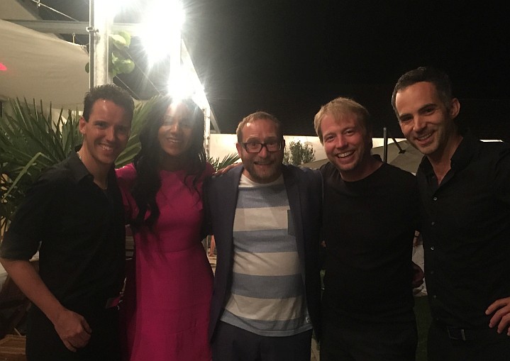 Gregor Meyle, Helmut Scholz (Gitarre), Laura Oyewale, Rüdiger Wolf und David Anlauff Gregor Meyle, Helmut Scholz (Gitarre), Laura Oyewale, Rüdiger Wolf und David Anlauff